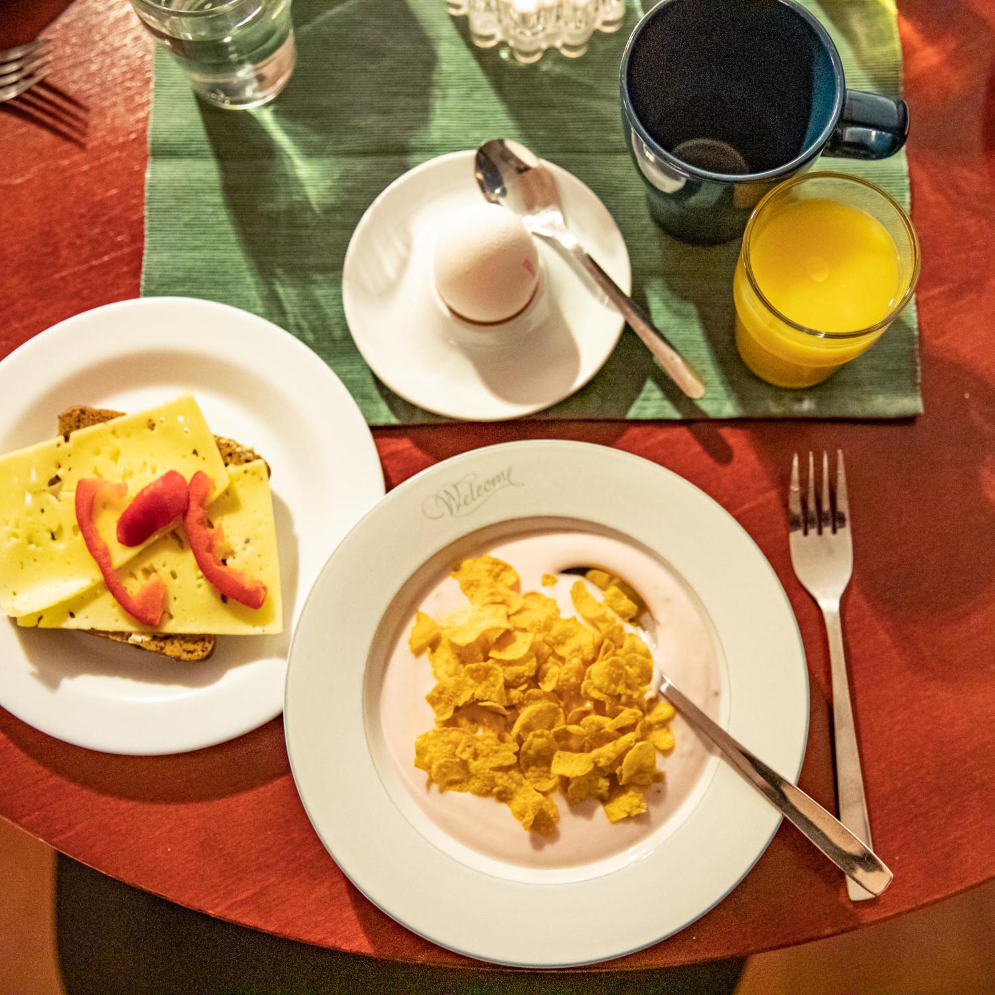 Hotel Kupolen Borlänge Екстериор снимка